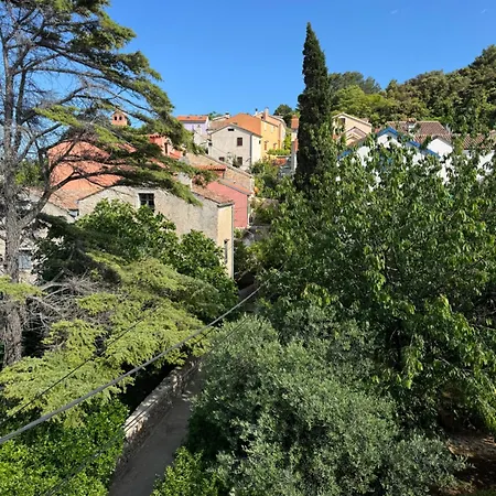 Lorena Guest house 3*